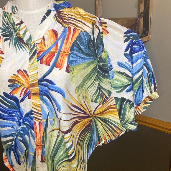 Chico’s tropical v neck dolman sleeve top size 2P - Picture 4 of 7